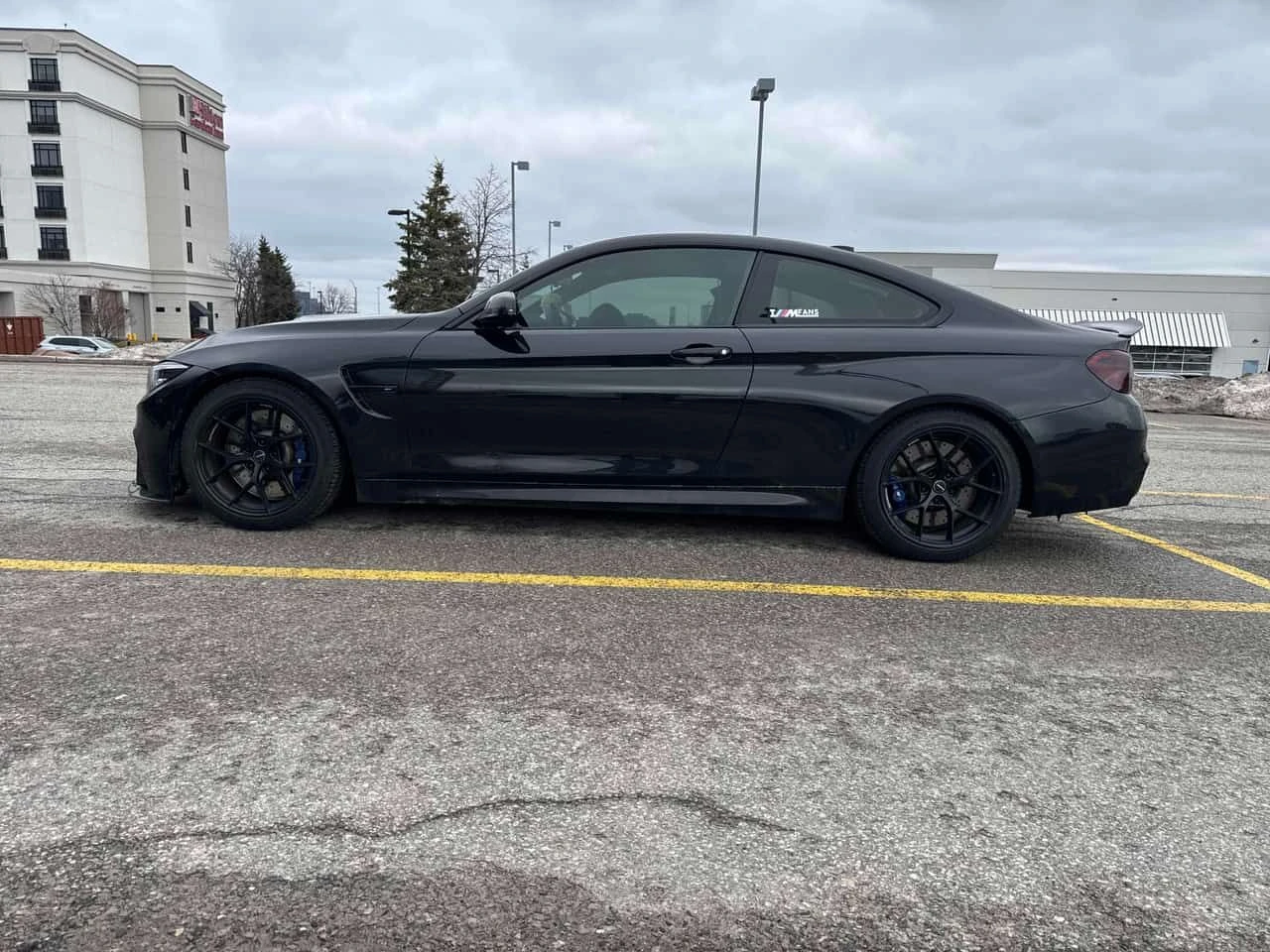 BMW M4 * Coupe * CARFAX * ПРЕДСТАВИТЕЛСТВО* HARMAN KARDON, снимка 2 - Автомобили и джипове - 53941015