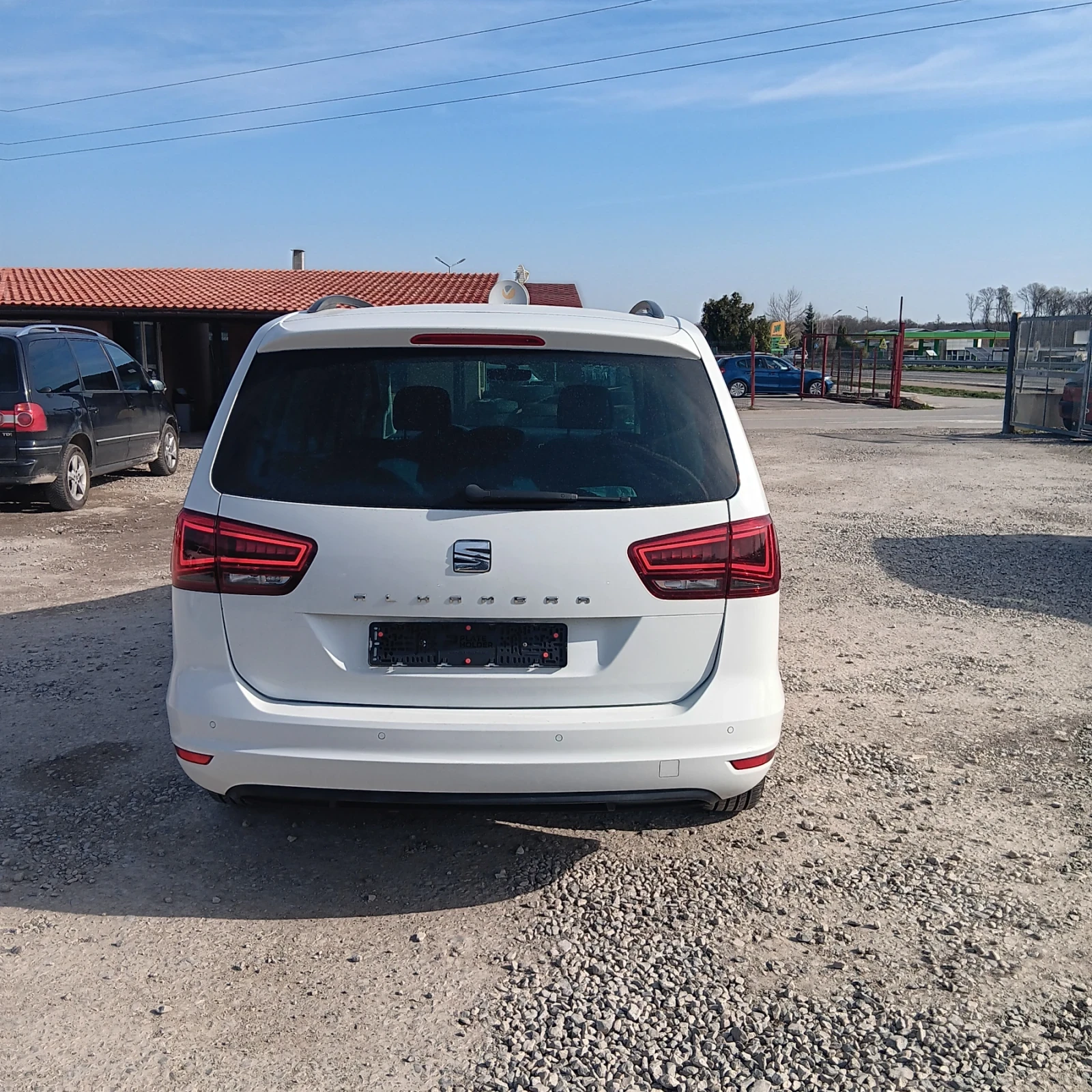 Seat Alhambra, снимка 3 - Автомобили и джипове - 53995552