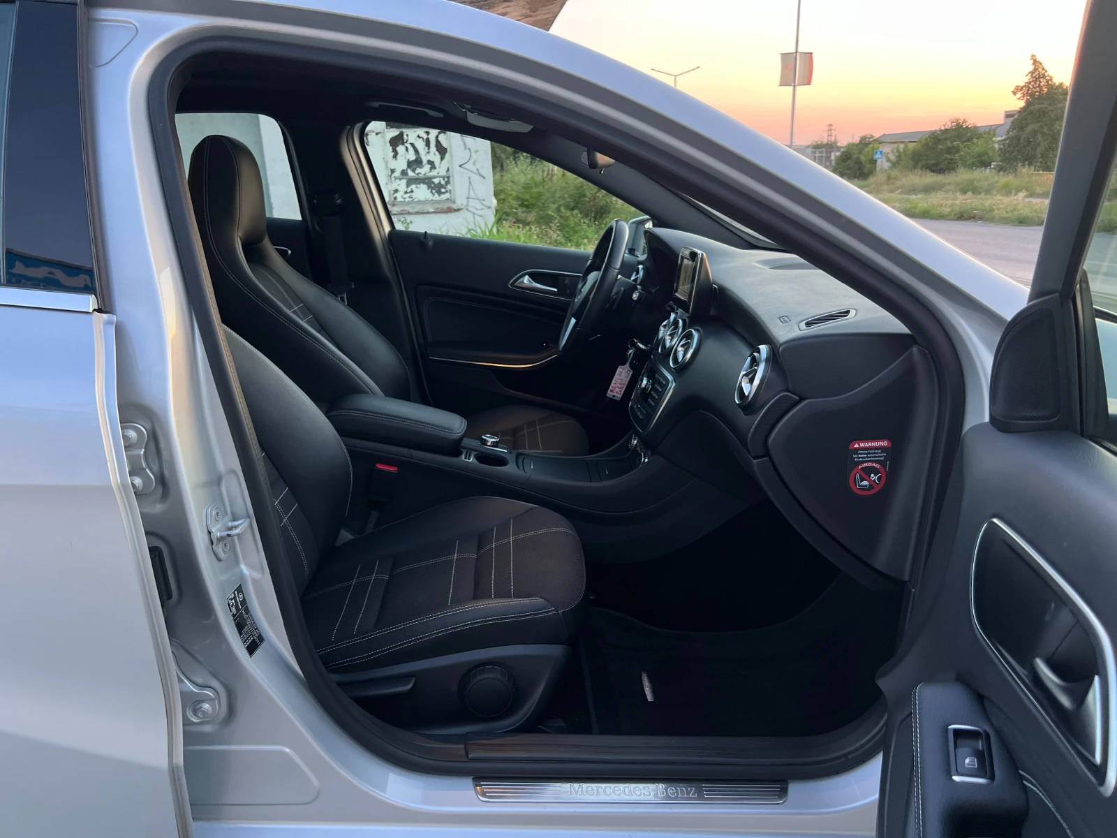 Mercedes-Benz A 220 2.2-CDI-170к.с-AMG LINE-ТОП СЪСТОЯНИЕ!, снимка 12 - Автомобили и джипове - 55278540
