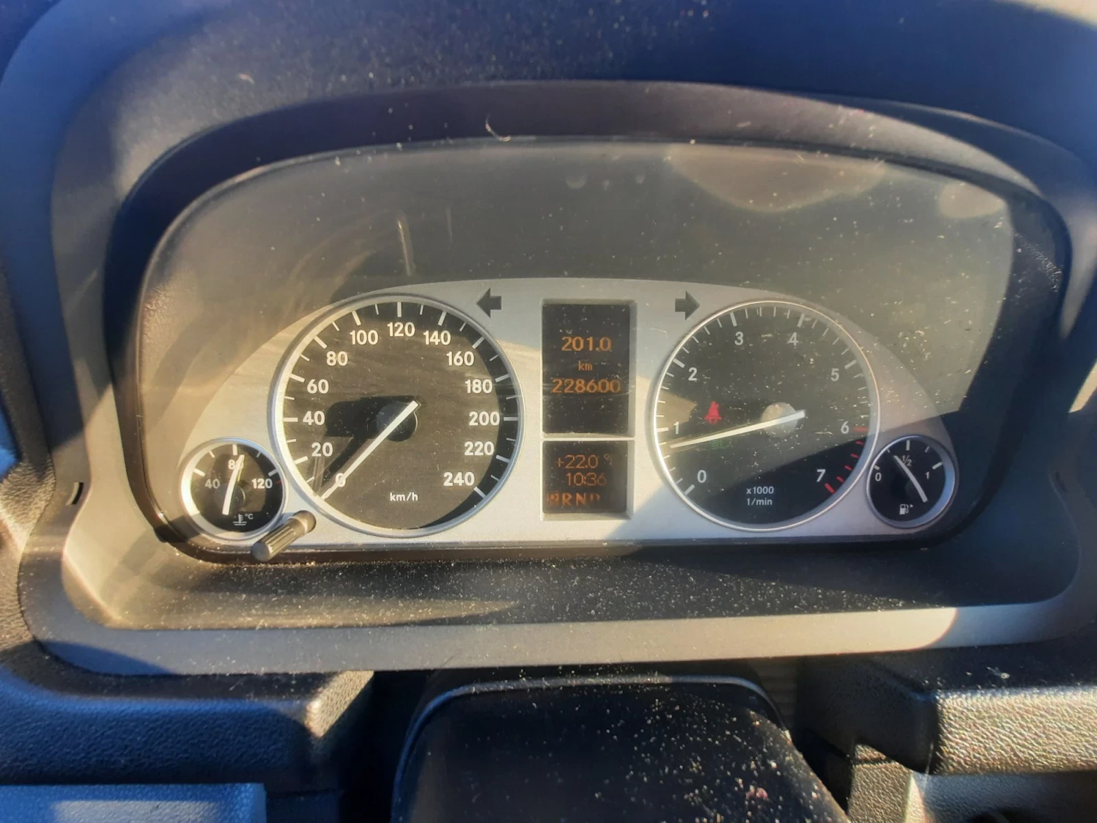 Mercedes-Benz B 200 Бензин/Газ, снимка 11 - Автомобили и джипове - 55730326