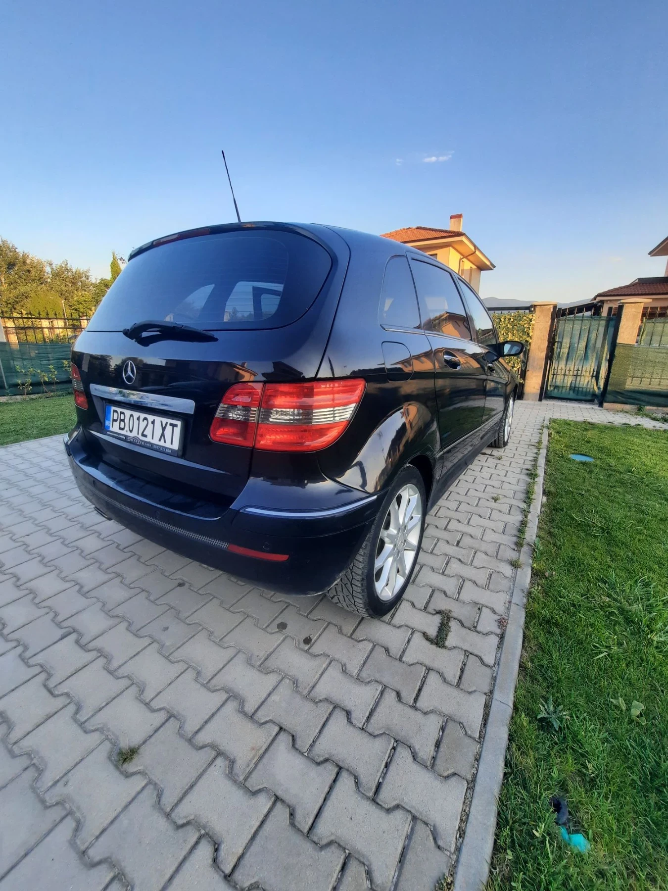 Mercedes-Benz B 200 Бензин/Газ, снимка 5 - Автомобили и джипове - 55730326