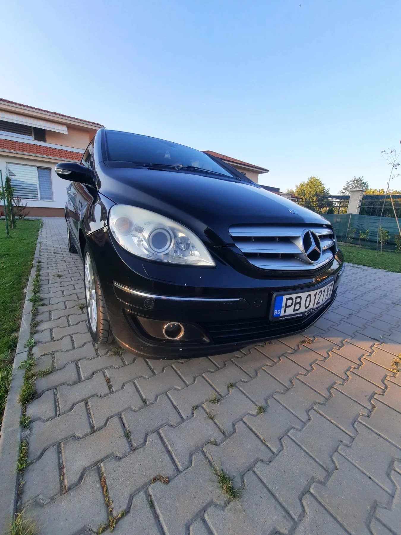 Mercedes-Benz B 200 Бензин/Газ, снимка 9 - Автомобили и джипове - 55730326