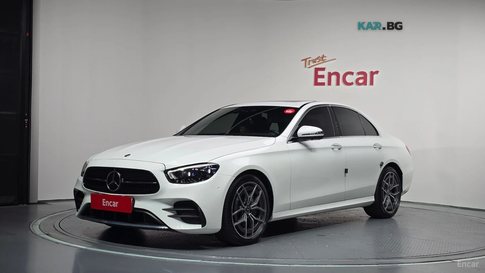 Mercedes-Benz E 220 AMG* 4MATIC* HEADUP* ПАМЕТ* 360 КАМЕРА* 