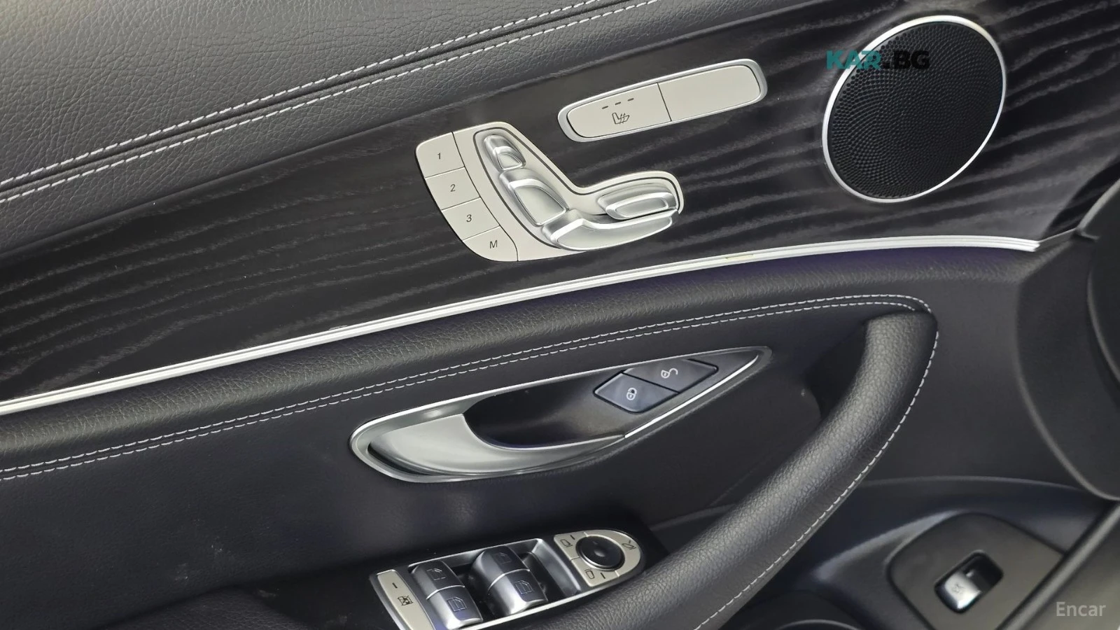 Mercedes-Benz E 220 AMG* 4MATIC* HEADUP* ПАМЕТ* 360 КАМЕРА* , снимка 17 - Автомобили и джипове - 56070588
