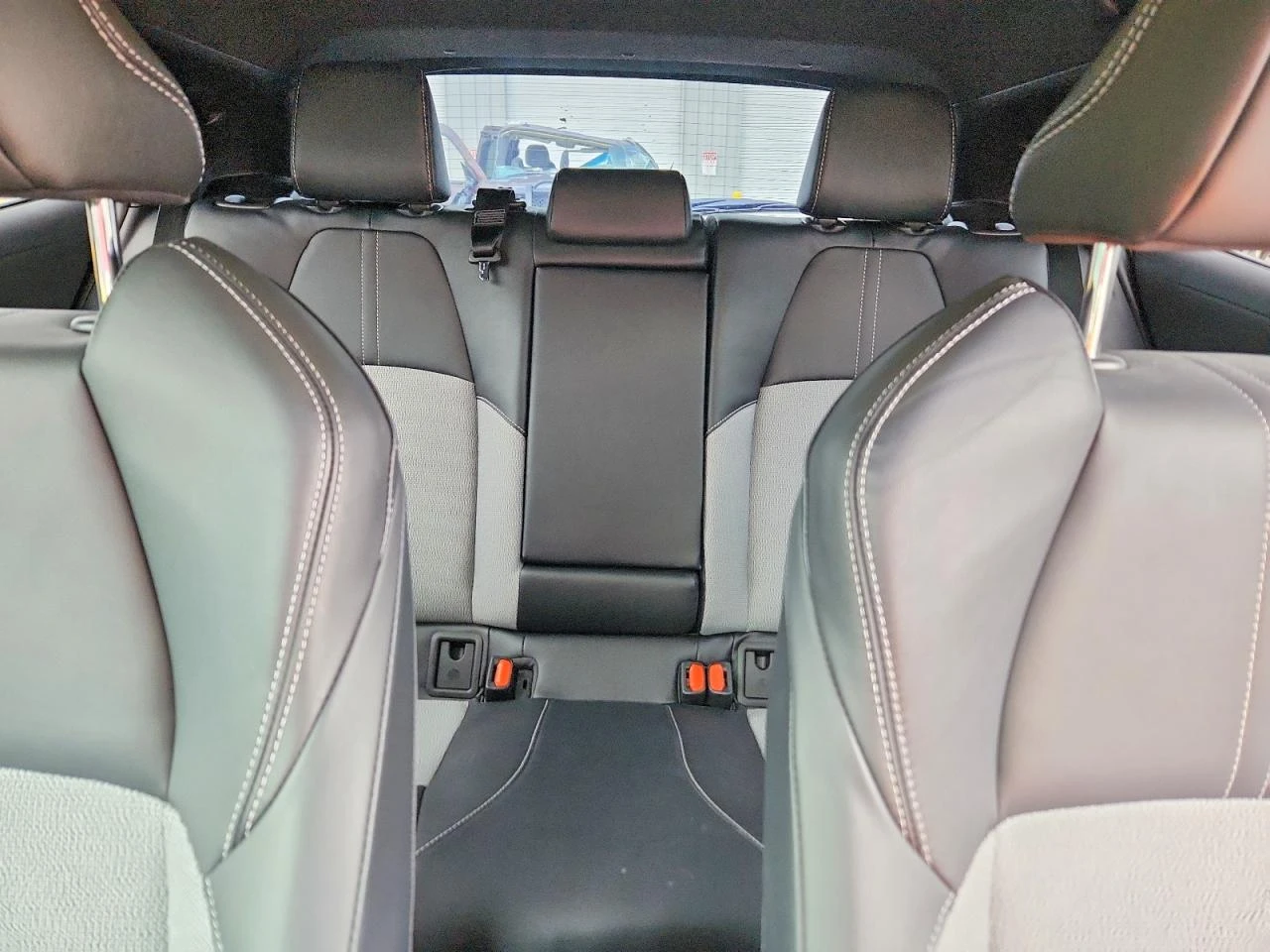 Toyota Corolla 2.0l Xse, снимка 10 - Автомобили и джипове - 56226608