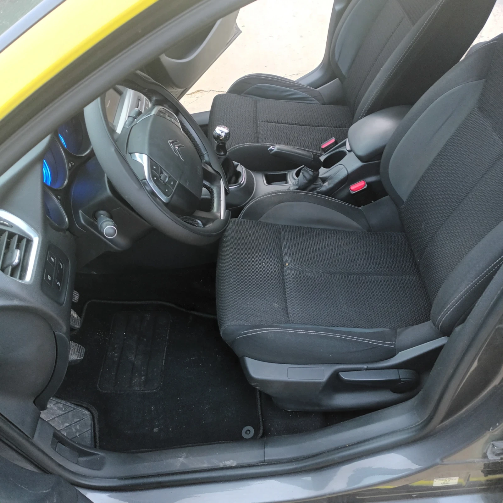 Citroen C4, снимка 12 - Автомобили и джипове - 56294720