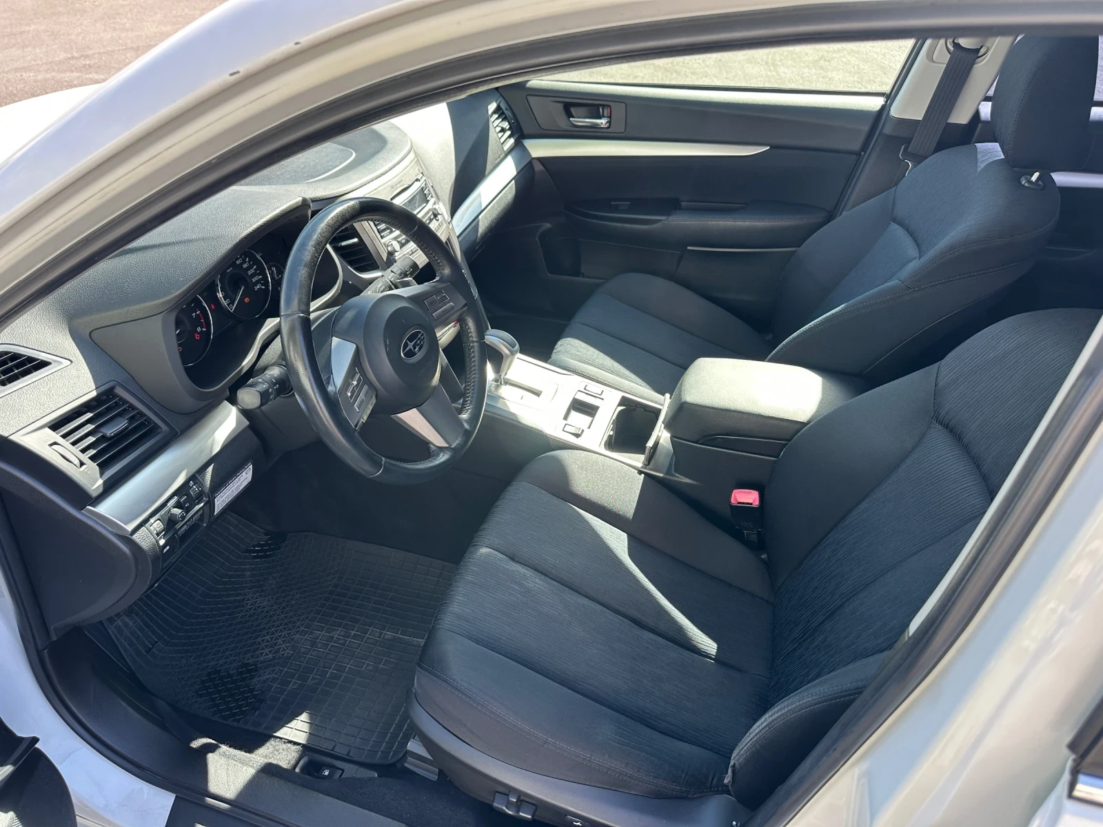 Subaru Legacy, снимка 5 - Автомобили и джипове - 56326760