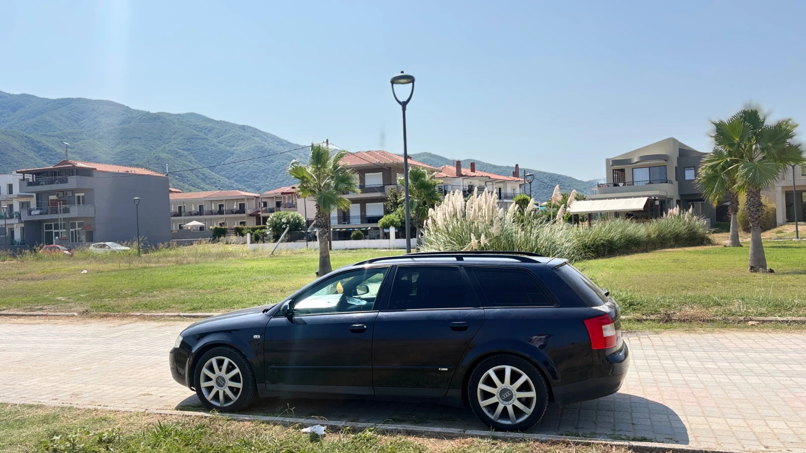 Audi A4 1.9 TDI S-line, снимка 4 - Автомобили и джипове - 56380605