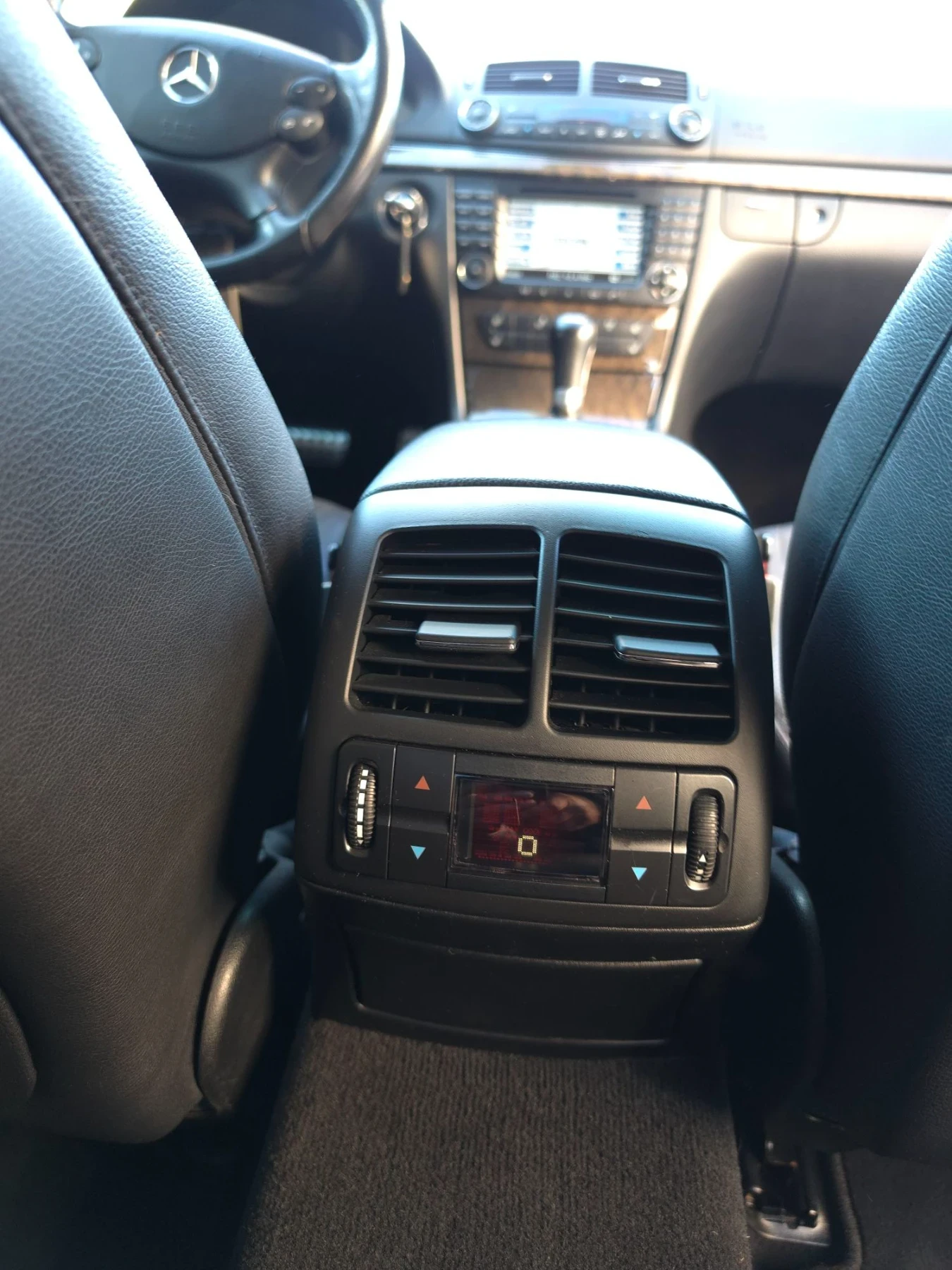 Mercedes-Benz E 500 E 500, снимка 11 - Автомобили и джипове - 56543767