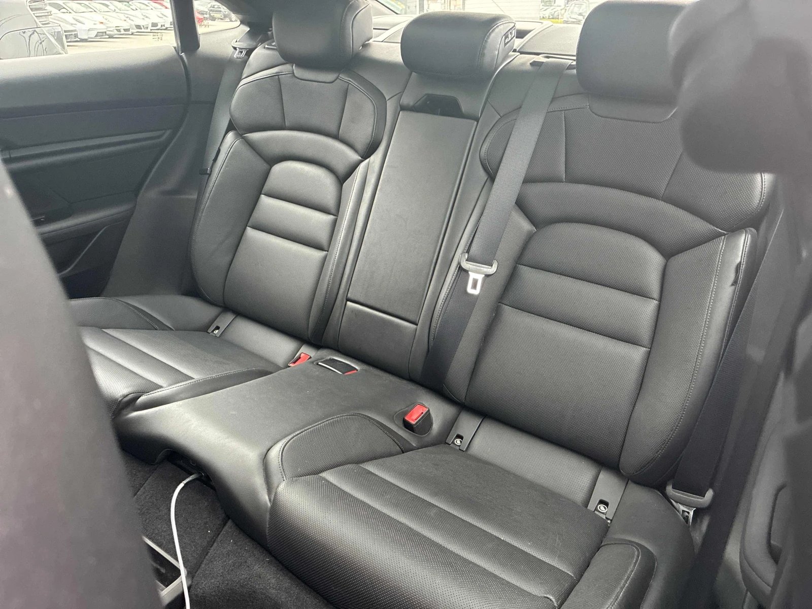 Porsche Taycan 4S , карфакс , Лизинг, снимка 13 - Автомобили и джипове - 56547200