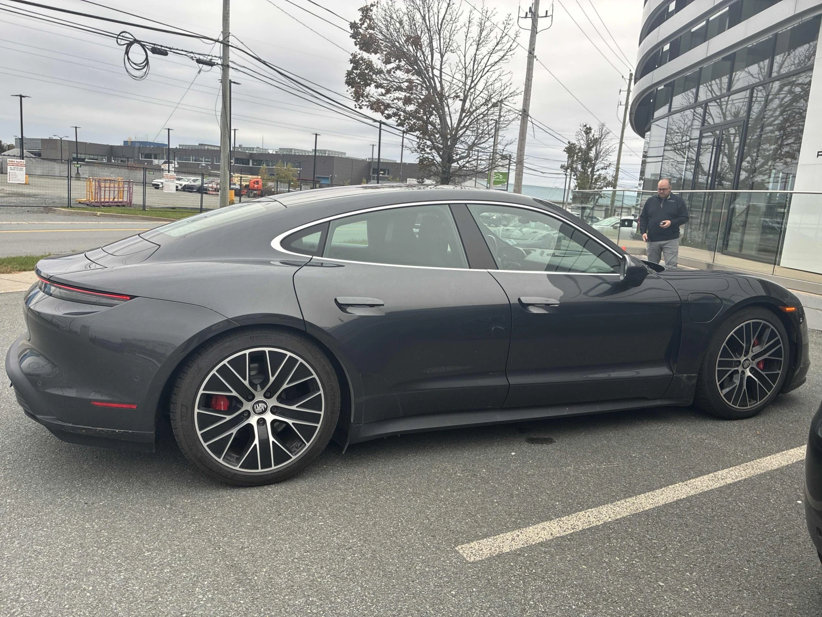 Porsche Taycan 4S , карфакс , Лизинг, снимка 3 - Автомобили и джипове - 56547200