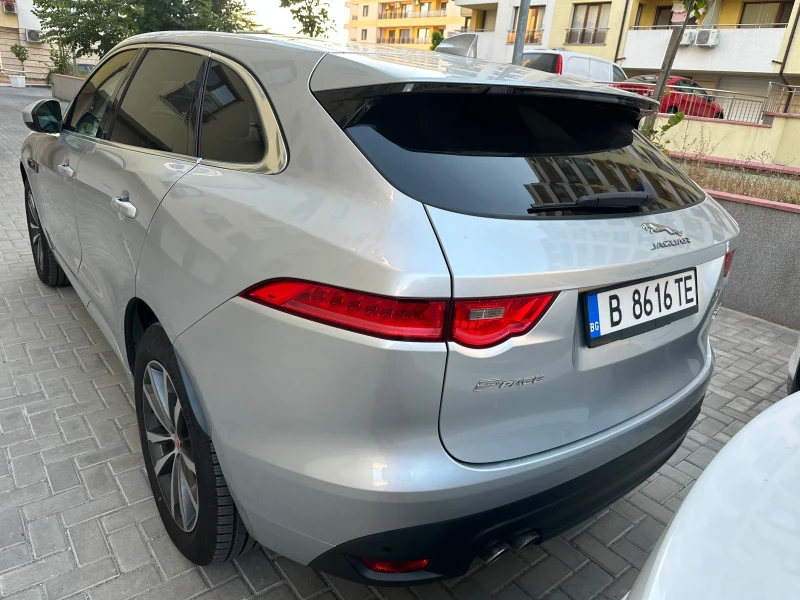 Jaguar F-PACE Капариран-4х4 2.0D Rsport FULL Exclusive , снимка 3 - Автомобили и джипове - 46949634