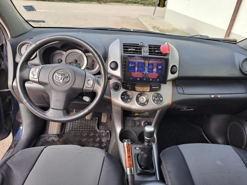 Toyota Rav4, снимка 7 - Автомобили и джипове - 48558378