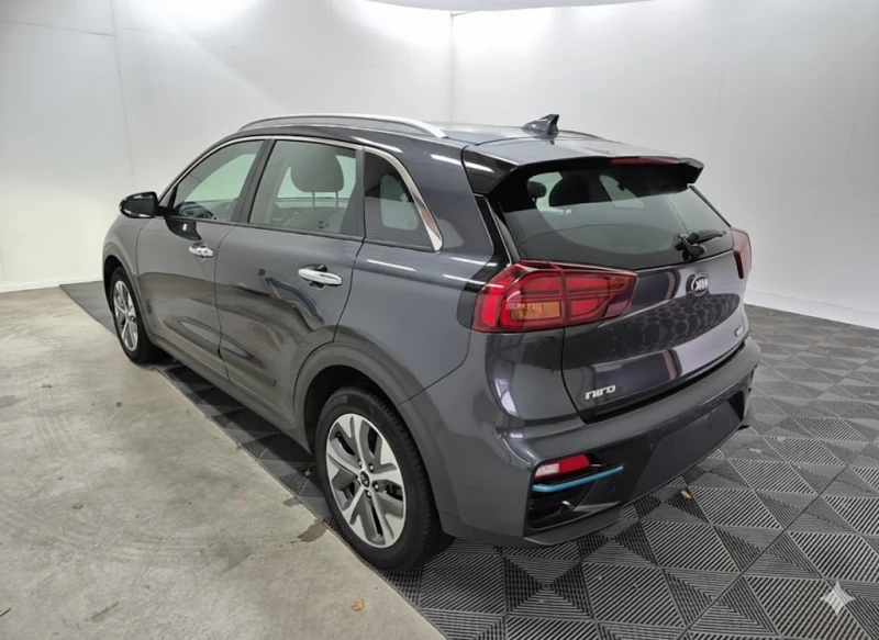 Kia Niro Kia Niro 65 kWh DynamicLine, снимка 3 - Автомобили и джипове - 51985663