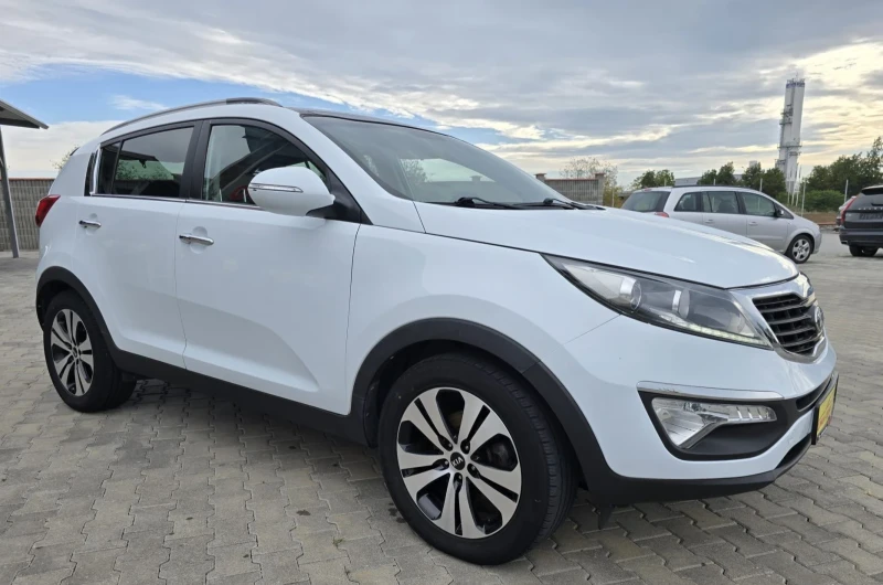 Kia Sportage 1.7CRDI, снимка 3 - Автомобили и джипове - 52168124