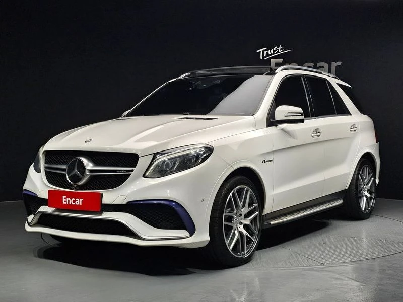 Mercedes-Benz GLE 63 AMG 4MATIC* HARMAN KARDON* DISTRONIC* 360* TV* PANO* , снимка 2 - Автомобили и джипове - 55336234