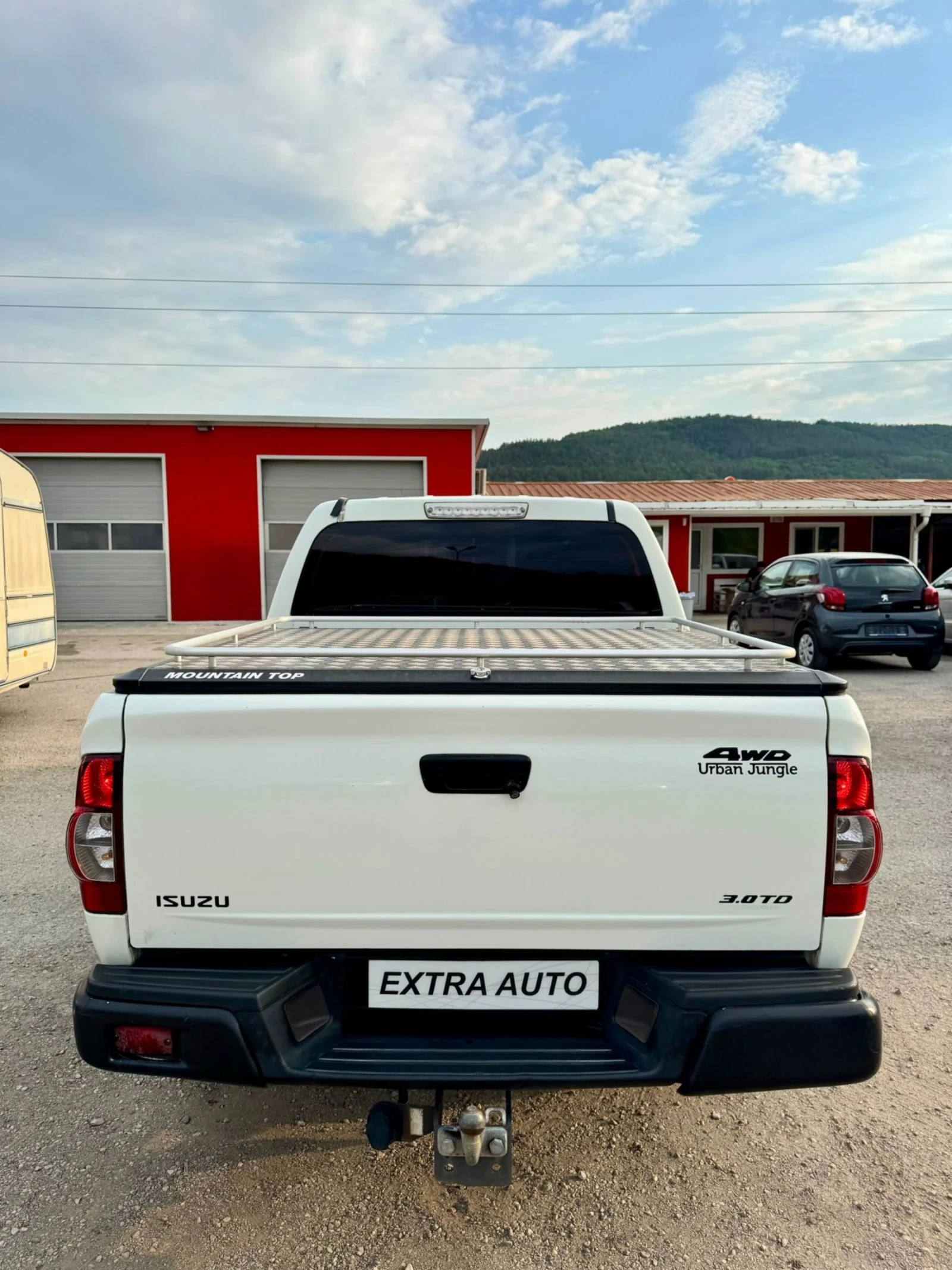 Isuzu D-max 3.0TDI, 163 к.с., НАВИГАЦИЯ, АВТОПИЛОТ  - изображение 3