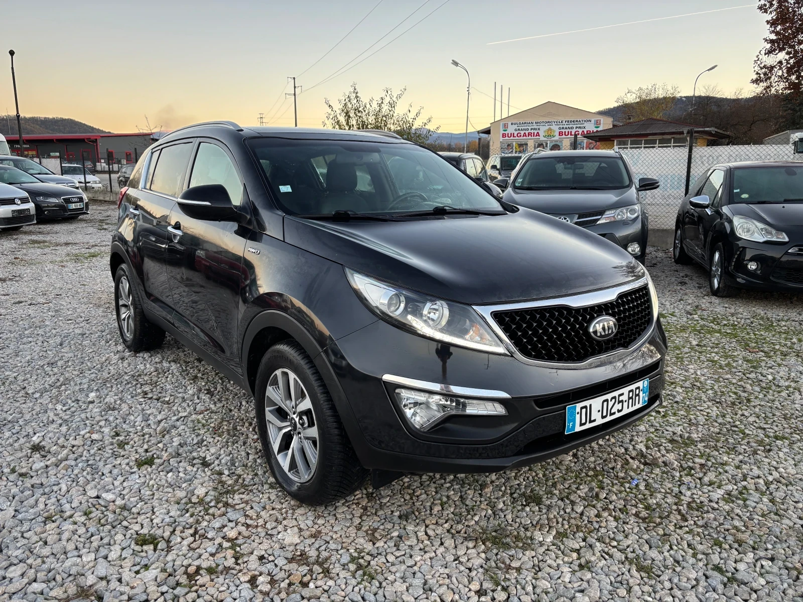 Kia Sportage 2.0 crdi* 4x4* NAVI* PANO* CAM*  | Mobile.bg   3