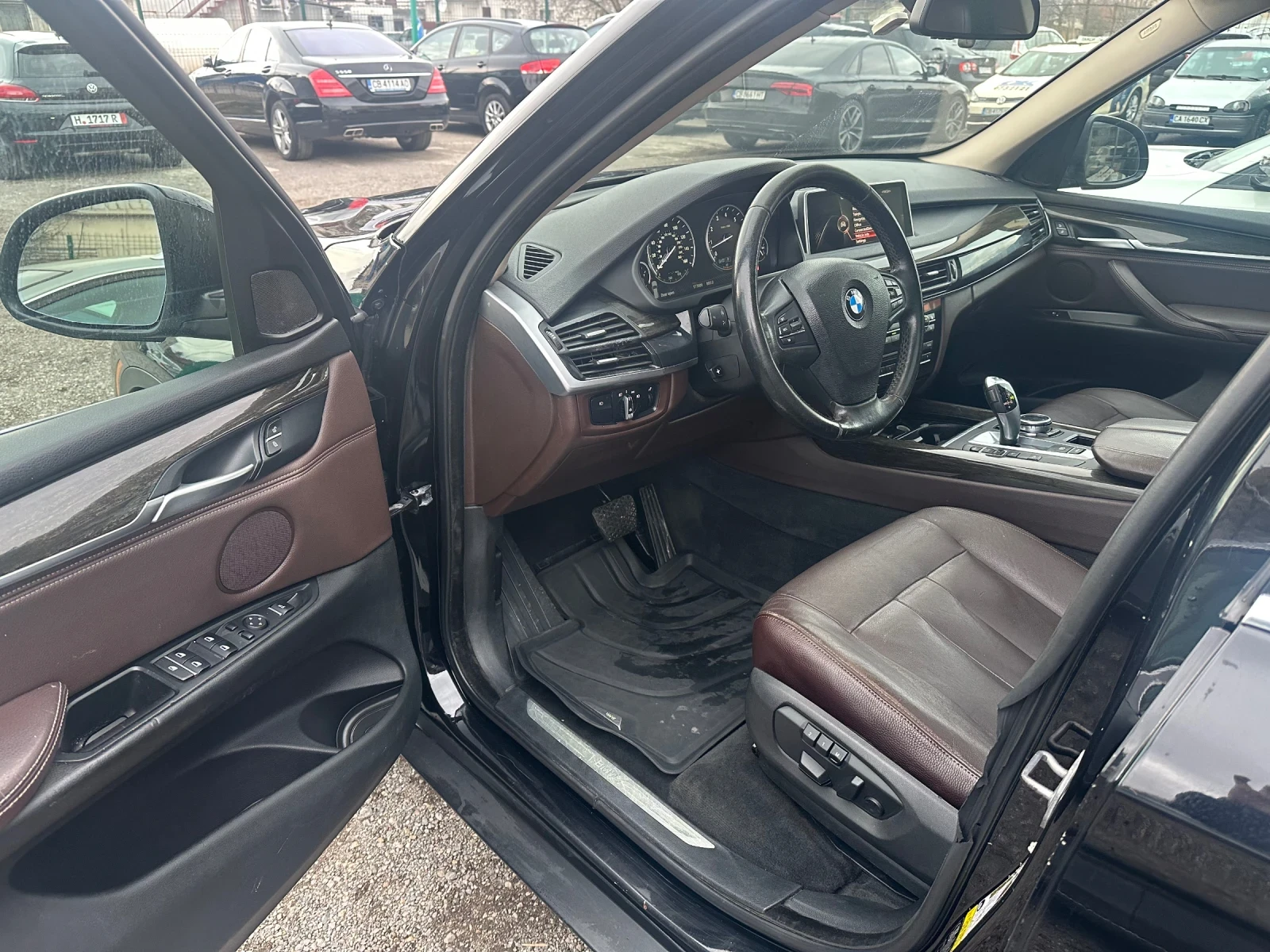 BMW X5 3.5i xDrive, снимка 11 - Автомобили и джипове - 54041135