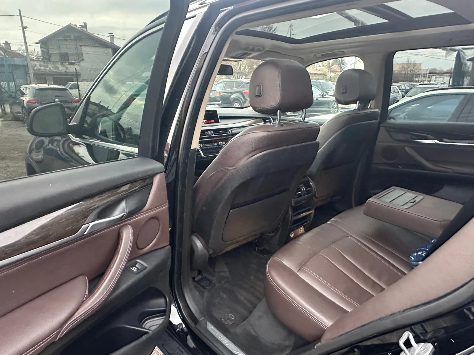 BMW X5 3.5i xDrive, снимка 15 - Автомобили и джипове - 54041135