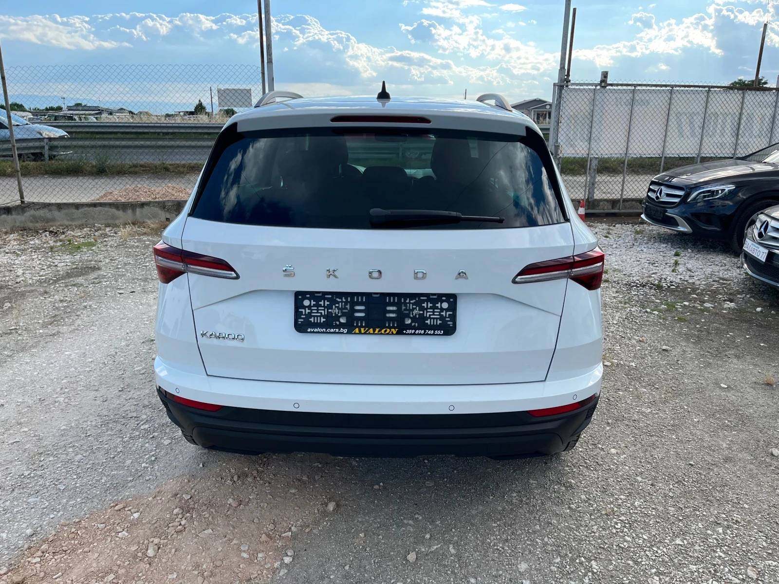 Skoda Karoq 2.0TDI Автомат, снимка 5 - Автомобили и джипове - 54978368