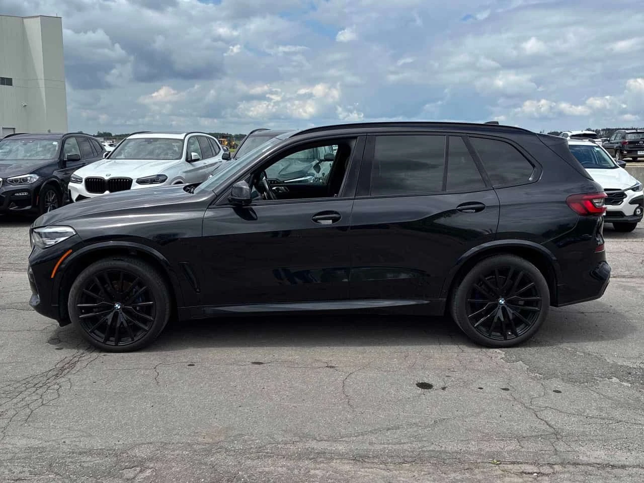BMW X5 * xDrive40i * CARFAX * ОПЦИЯ ЗА ФИНАНСИРАНЕ * , снимка 2 - Автомобили и джипове - 55580573