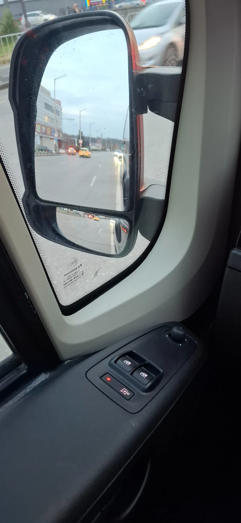 Peugeot Boxer, снимка 11 - Бусове и автобуси - 52924346