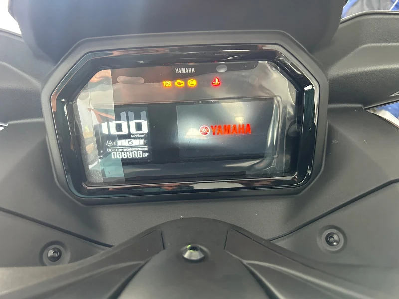 Yamaha X-max Tech Max-Лизинг, снимка 8 - Мотоциклети и мототехника - 51753010