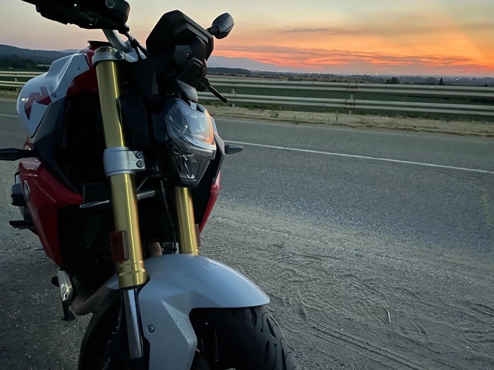 BMW F 900R | Mobile.bg   1