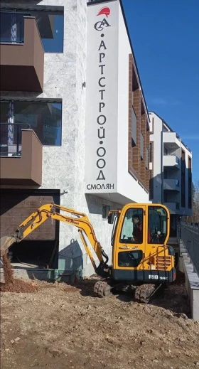 Багер Hyundai R18-9AK, снимка 6