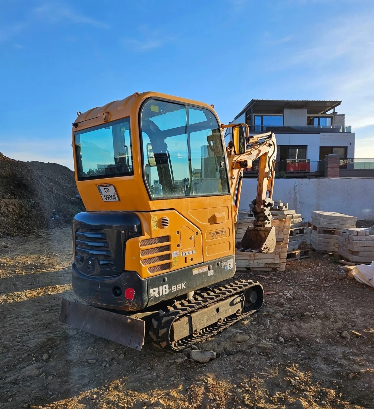 ����� Hyundai R18-9AK | Mobile.bg � ����������� 4