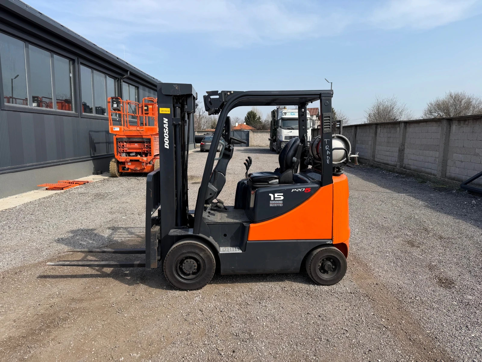 ������� DOOSAN | Mobile.bg � ����������� 2