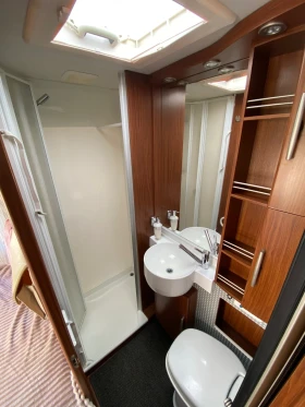 Кемпер HYMER / ERIBA SL654 3.0, снимка 13 - Каравани и кемпери - 53660470