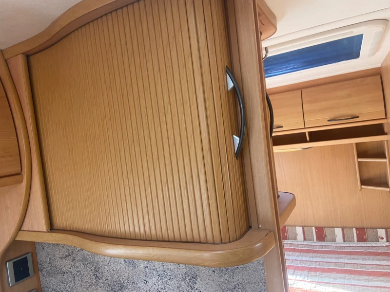 Каравана Swift Ace  Jubilee , снимка 10 - Каравани и кемпери - 52966196