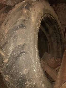 Гуми, снимка 5