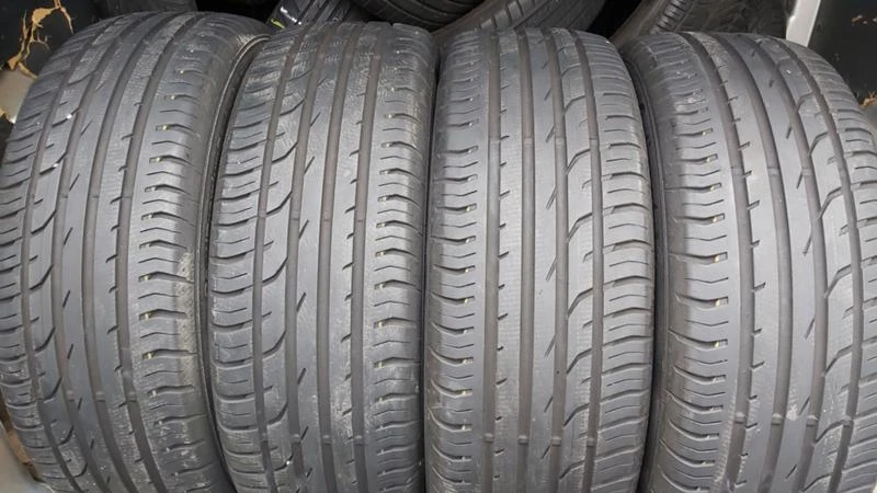 Гуми Летни 215/55R18, снимка 1 - Гуми и джанти - 29270339