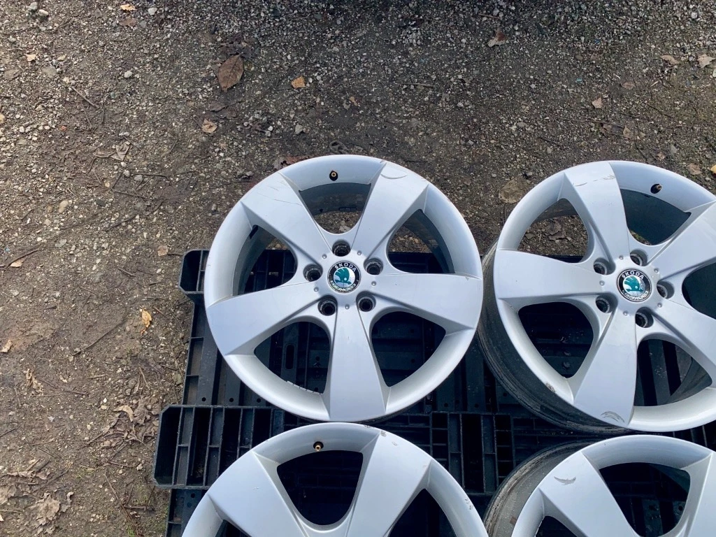 ������ �� Skoda Octavia | Mobile.bg � ����������� 12