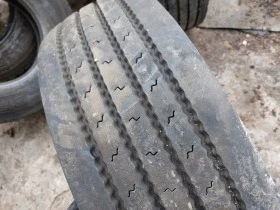 Гуми Всесезонни 265/70R19.5, снимка 2 - Гуми и джанти - 40341676