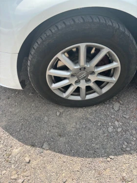 Audi A4 2, 0 150 к На части, снимка 3