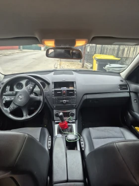 Mercedes-Benz C 180, снимка 8