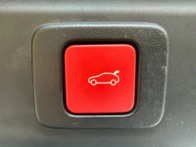 Peugeot 3008 HYBRID GT MATRIX , снимка 15