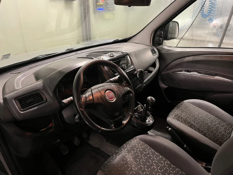 Fiat Doblo 1.6 Multijet, снимка 10 - Автомобили и джипове - 48403940