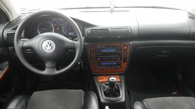 VW Passat 1.9TDI 101кс, снимка 11 - Автомобили и джипове - 48248431