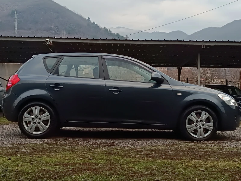 Kia Ceed 1.4i-105кс-КЛИМАТРОНИК-, снимка 2 - Автомобили и джипове - 48320400