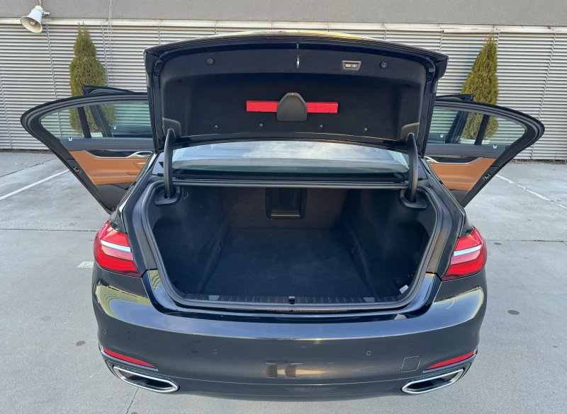 BMW 740 xDrive / Всички екстри / Защитно фолио / Керамика, снимка 5 - Автомобили и джипове - 52747286