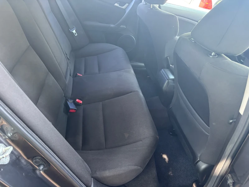 Honda Accord 2.2 I-DTEC Швейцария, снимка 11 - Автомобили и джипове - 50961745