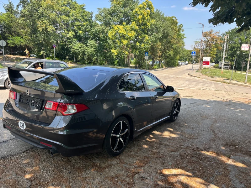 Honda Accord 2.2 I-DTEC Швейцария, снимка 4 - Автомобили и джипове - 50961745