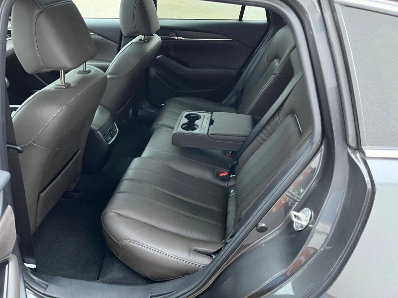 Mazda 6 Автоматик Дизел 2.2 SKY-D , снимка 8 - Автомобили и джипове - 51736579