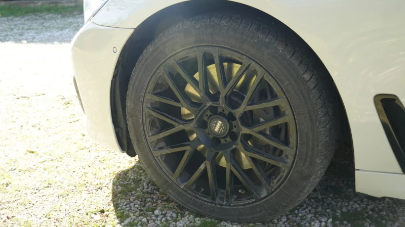 BMW 750, снимка 14 - Автомобили и джипове - 52441697