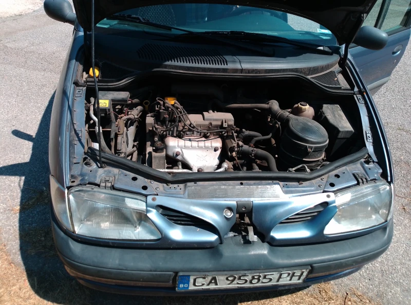 Renault Scenic, снимка 2 - Автомобили и джипове - 52574566